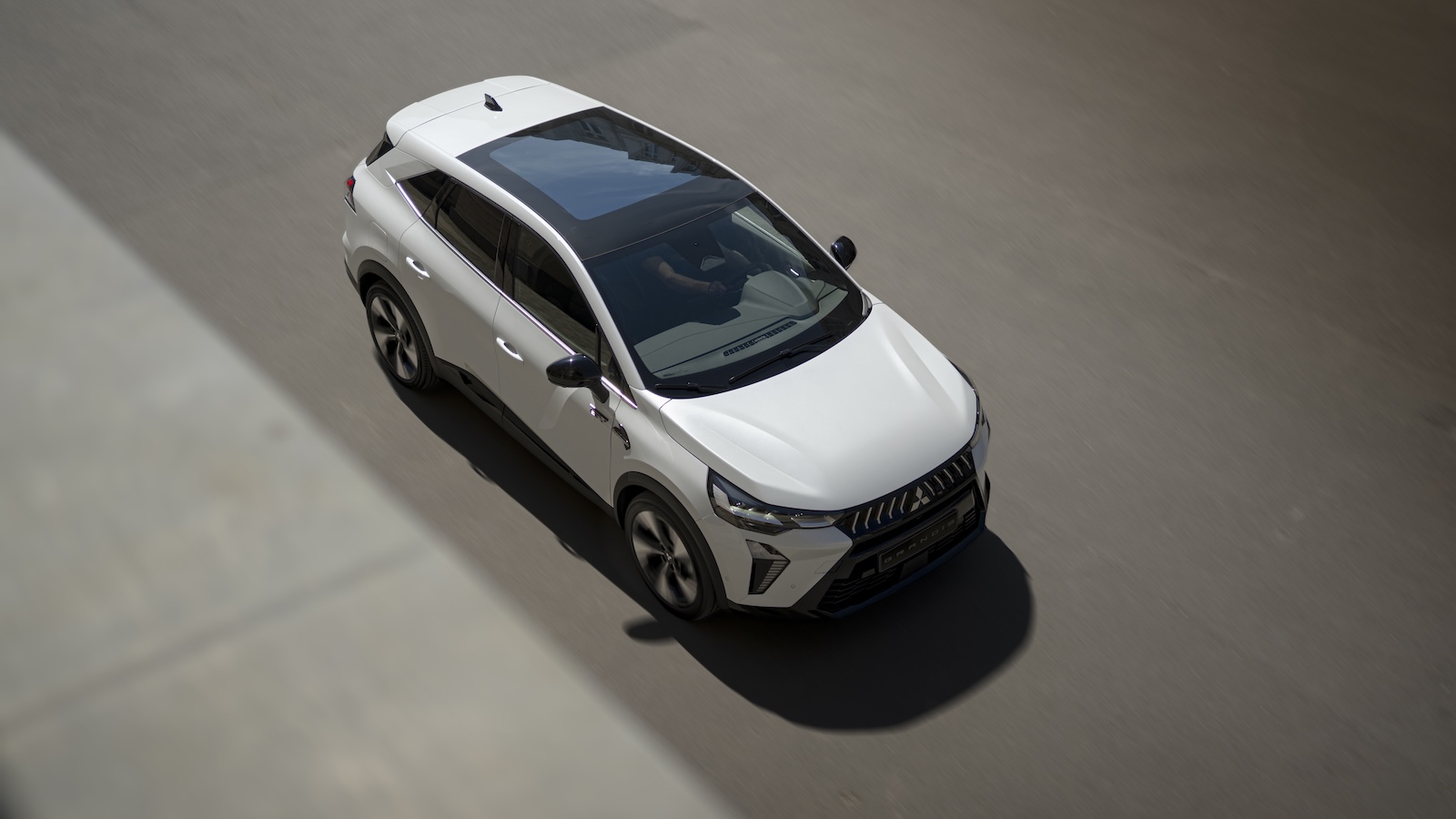 Νέο Mitsubishi Grandis: Υβριδικό Renault Symbioz με σήματα της Mitsubishi